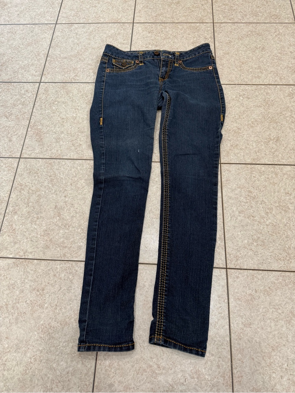 Fragile Slim Dark Indigo Skinny Jeans for Women size 5